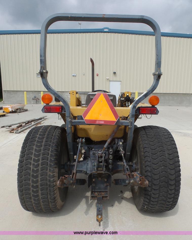 image for item K3499 Challenger MT297 MFWD tractor