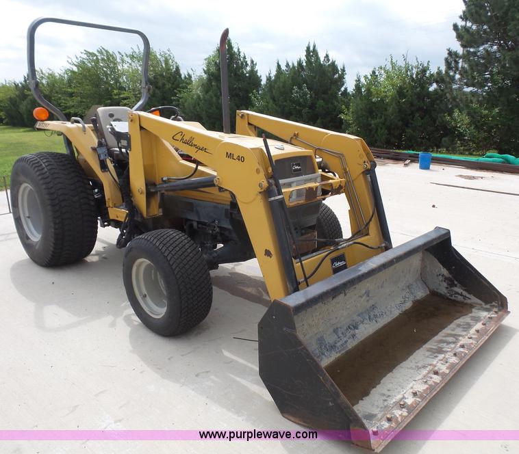 image for item K3499 Challenger MT297 MFWD tractor