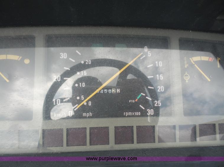 image for item K3499 Challenger MT297 MFWD tractor