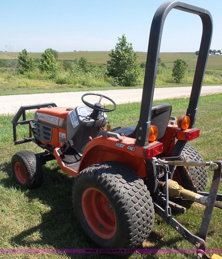 image for item K3740 Kubota B7300HST tractor