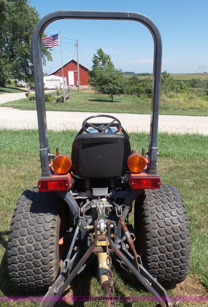 image for item K3740 Kubota B7300HST tractor