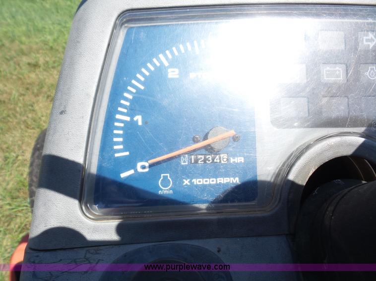 image for item K3740 Kubota B7300HST tractor