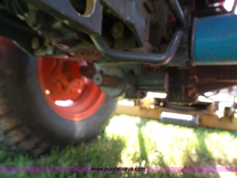 image for item K3740 Kubota B7300HST tractor