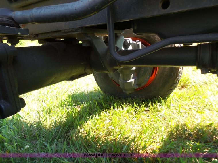 image for item K3740 Kubota B7300HST tractor