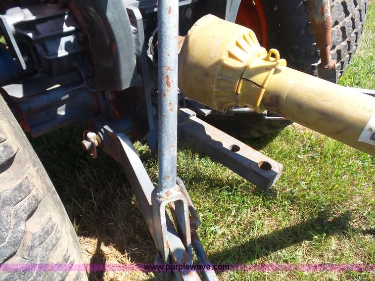 image for item K3740 Kubota B7300HST tractor