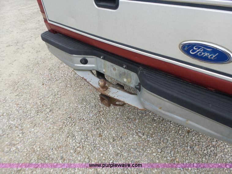 image for item K5709 1992 Ford Ranger SuperCab pickup truck