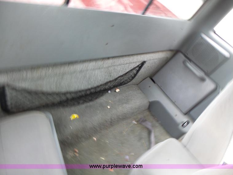 image for item K5709 1992 Ford Ranger SuperCab pickup truck