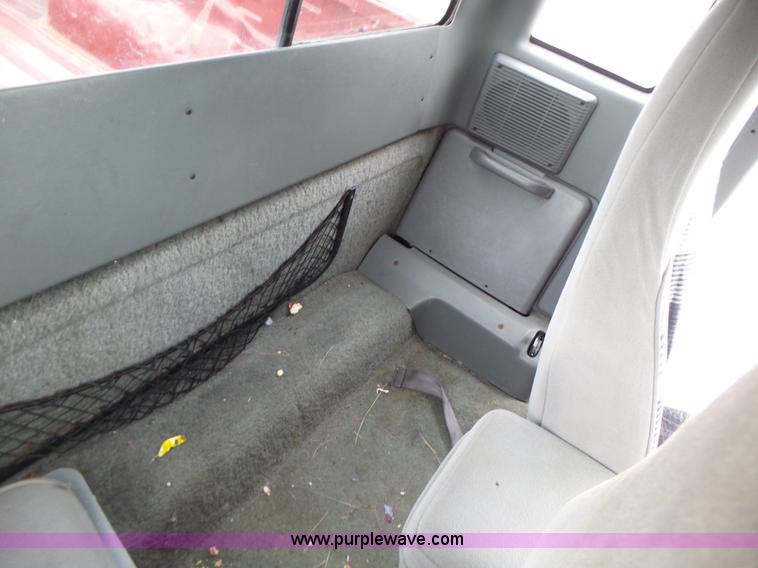 image for item K5709 1992 Ford Ranger SuperCab pickup truck