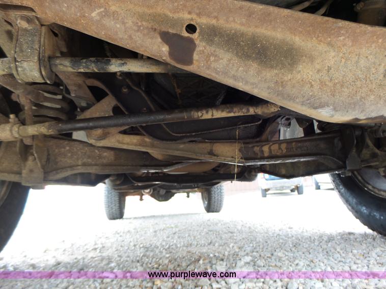 image for item K5709 1992 Ford Ranger SuperCab pickup truck