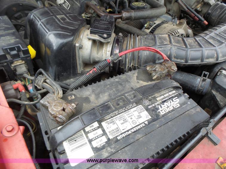 image for item K5709 1992 Ford Ranger SuperCab pickup truck