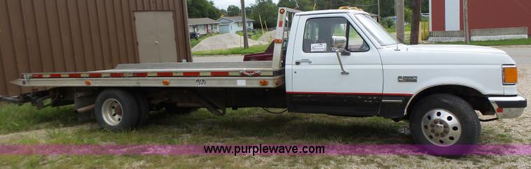 image for item K5711 1988 Ford F350 rollback truck