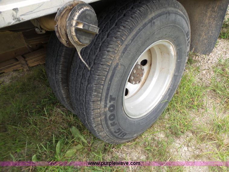 image for item K5711 1988 Ford F350 rollback truck