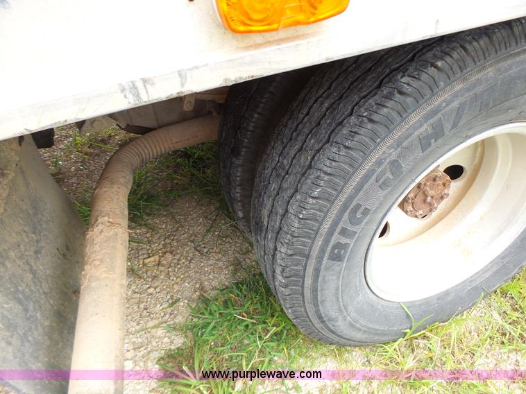 image for item K5711 1988 Ford F350 rollback truck