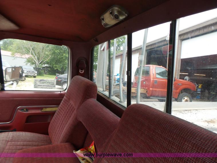 image for item K5711 1988 Ford F350 rollback truck