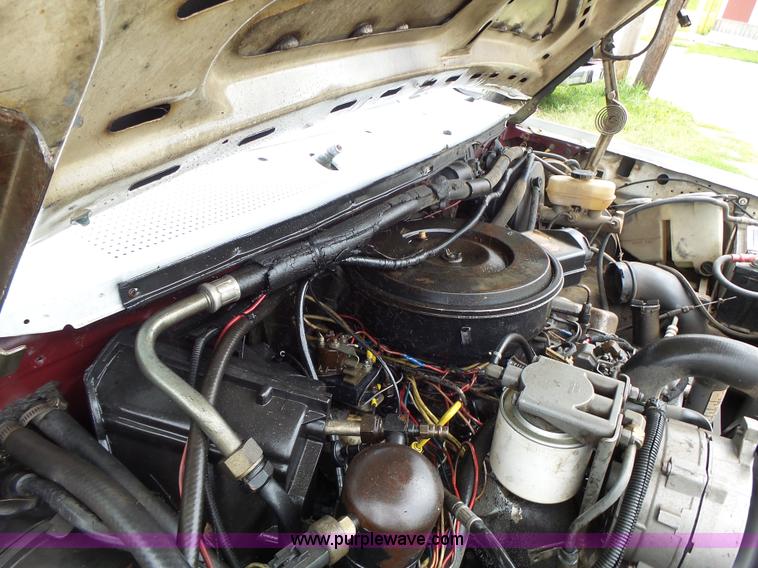 image for item K5711 1988 Ford F350 rollback truck