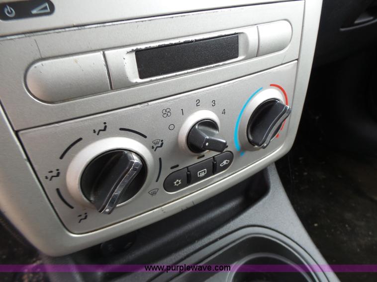 image for item K5712 2005 Chevrolet Cobalt