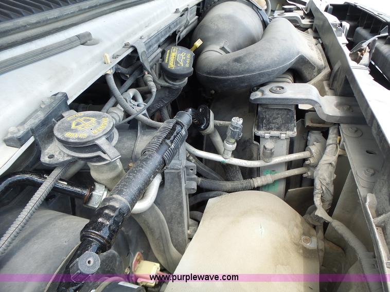 image for item K5719 2009 Ford E450 Champion bus