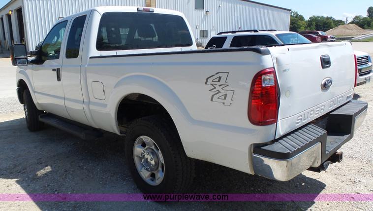 image for item K5721 2011 Ford F250 Super Duty SuperCab pickup truck