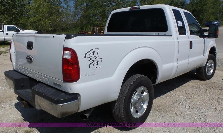 image for item K5721 2011 Ford F250 Super Duty SuperCab pickup truck