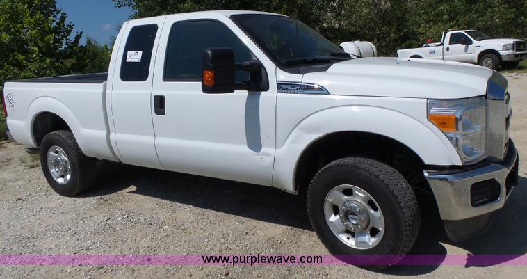 image for item K5721 2011 Ford F250 Super Duty SuperCab pickup truck