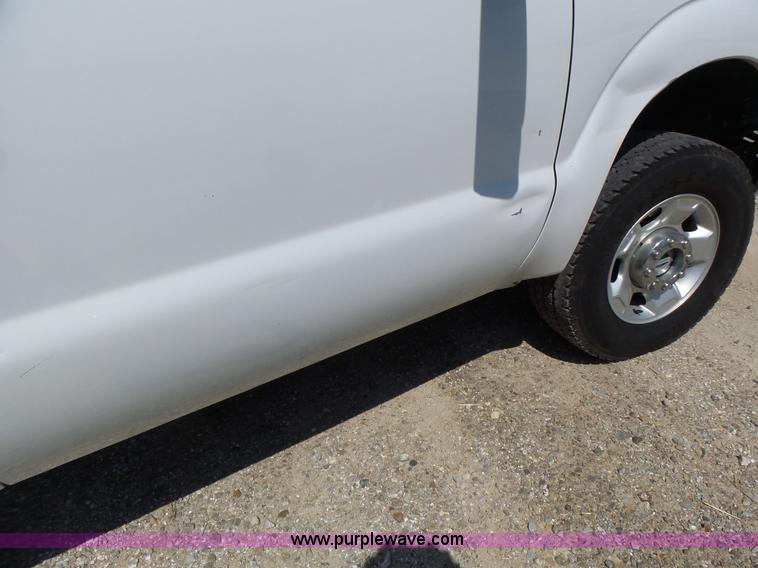 image for item K5721 2011 Ford F250 Super Duty SuperCab pickup truck