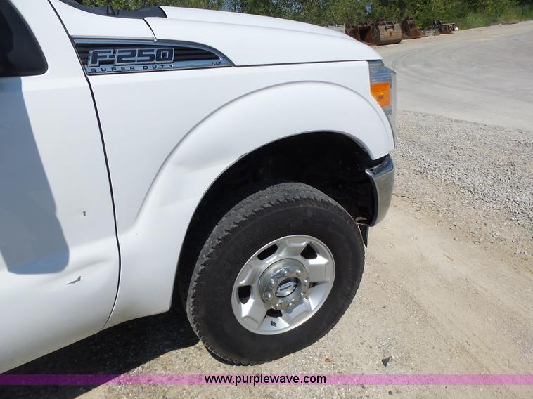 image for item K5721 2011 Ford F250 Super Duty SuperCab pickup truck