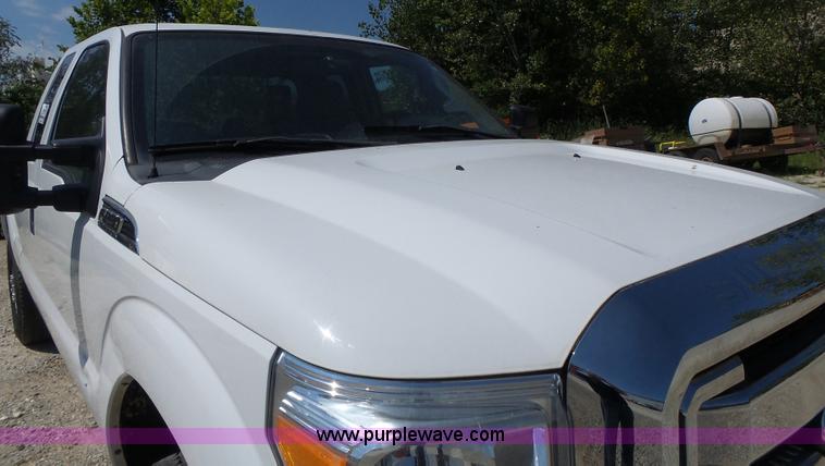 image for item K5721 2011 Ford F250 Super Duty SuperCab pickup truck