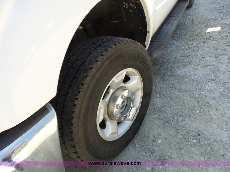 image for item K5721 2011 Ford F250 Super Duty SuperCab pickup truck