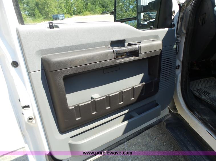 image for item K5721 2011 Ford F250 Super Duty SuperCab pickup truck
