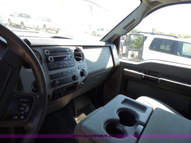 image for item K5721 2011 Ford F250 Super Duty SuperCab pickup truck