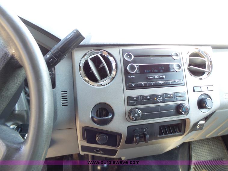 image for item K5721 2011 Ford F250 Super Duty SuperCab pickup truck