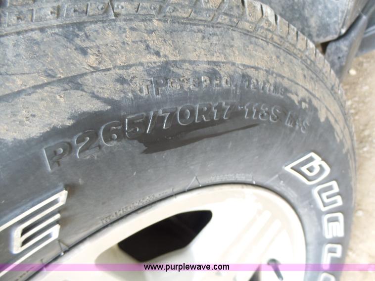 image for item K5724 2007 Chevrolet Suburban 1500 SUV