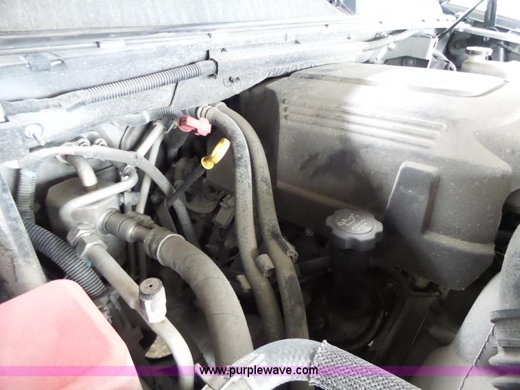 image for item K5724 2007 Chevrolet Suburban 1500 SUV