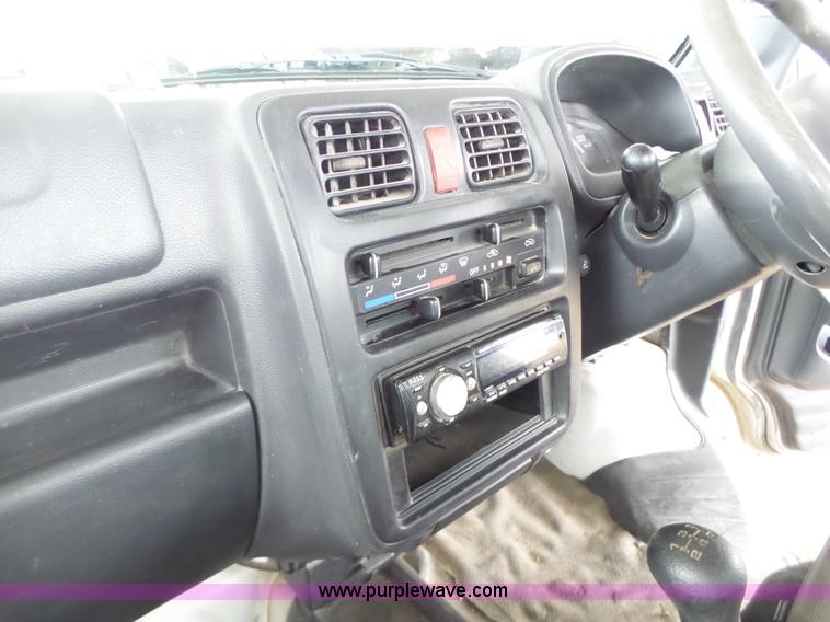 image for item K5725 Mazda Scrum mini truck