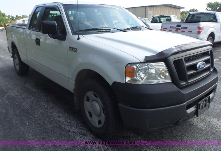 image for item K5738 2008 Ford F150 SuperCab pickup truck