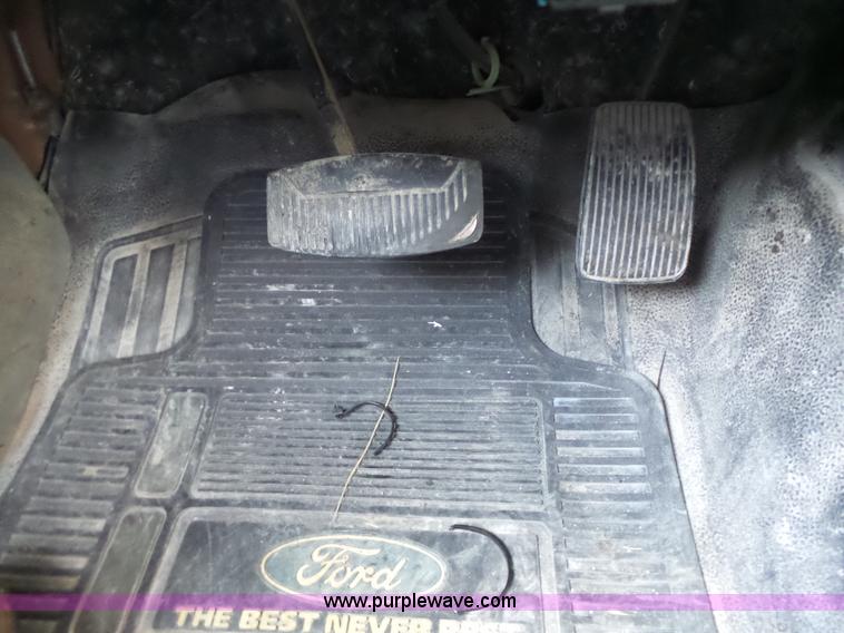 image for item K5738 2008 Ford F150 SuperCab pickup truck