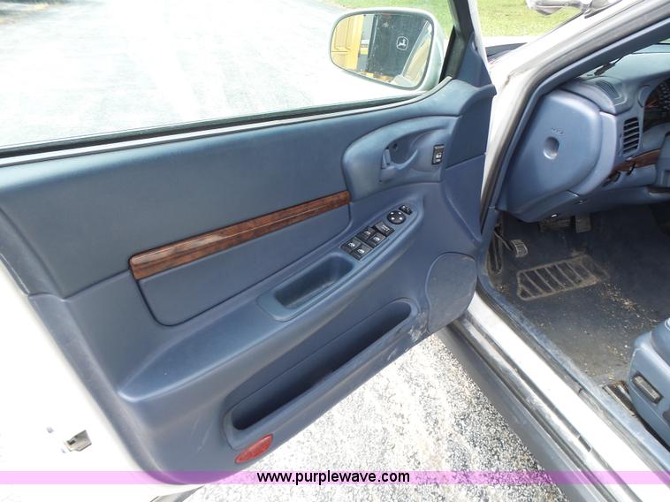 image for item K5743 2003 Chevrolet Impala