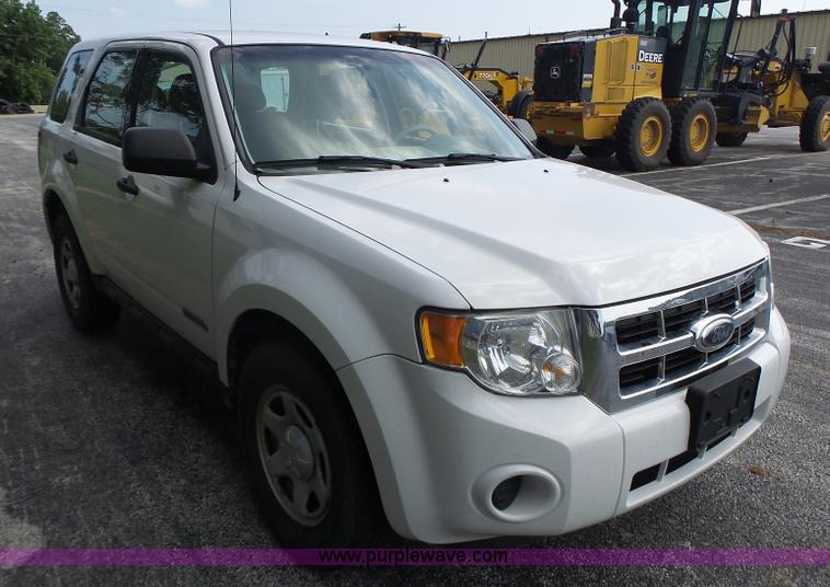 image for item K5746 2008 Ford Escape