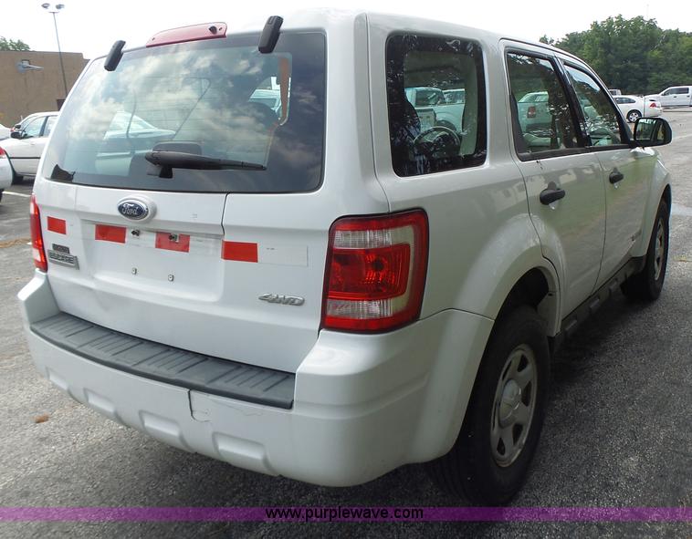 image for item K5746 2008 Ford Escape