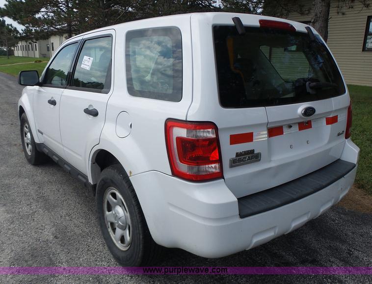 image for item K5746 2008 Ford Escape