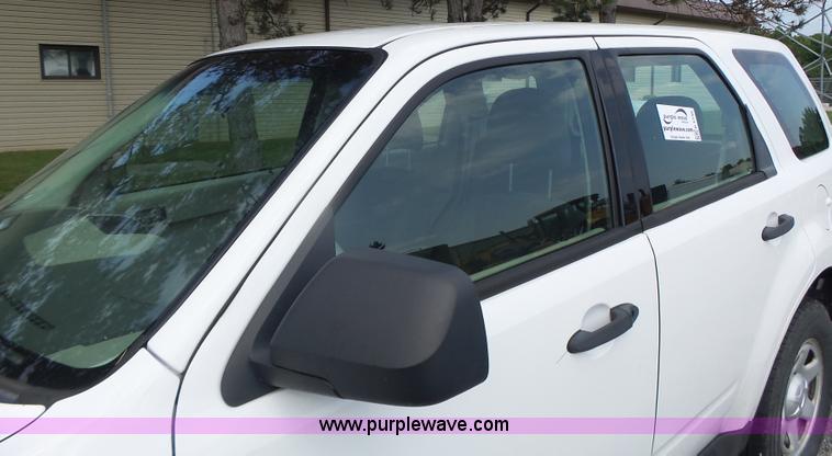 image for item K5746 2008 Ford Escape