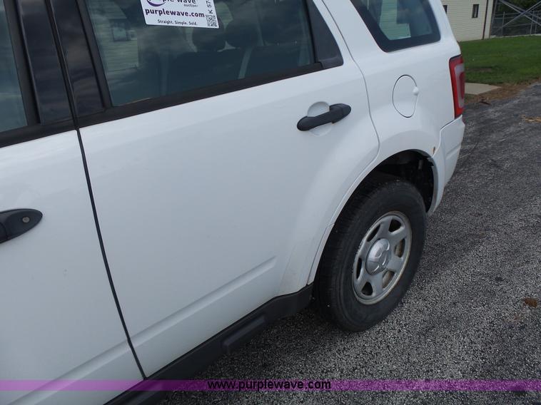 image for item K5746 2008 Ford Escape