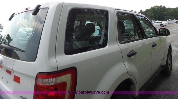 image for item K5746 2008 Ford Escape