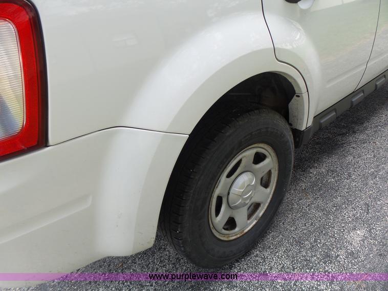 image for item K5746 2008 Ford Escape