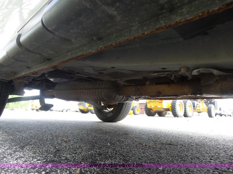 image for item K5746 2008 Ford Escape