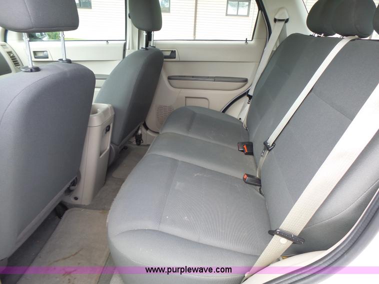 image for item K5746 2008 Ford Escape