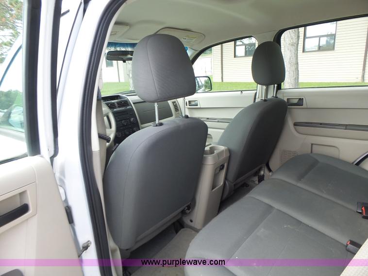 image for item K5746 2008 Ford Escape