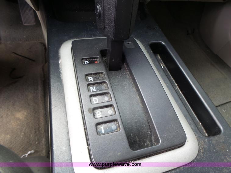 image for item K5746 2008 Ford Escape