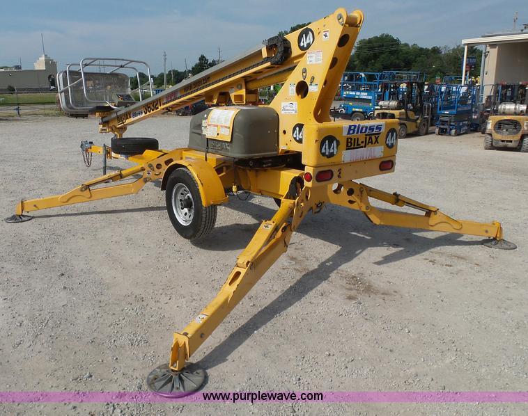 image for item K7113 2008 Biljax 3632DC boom lift
