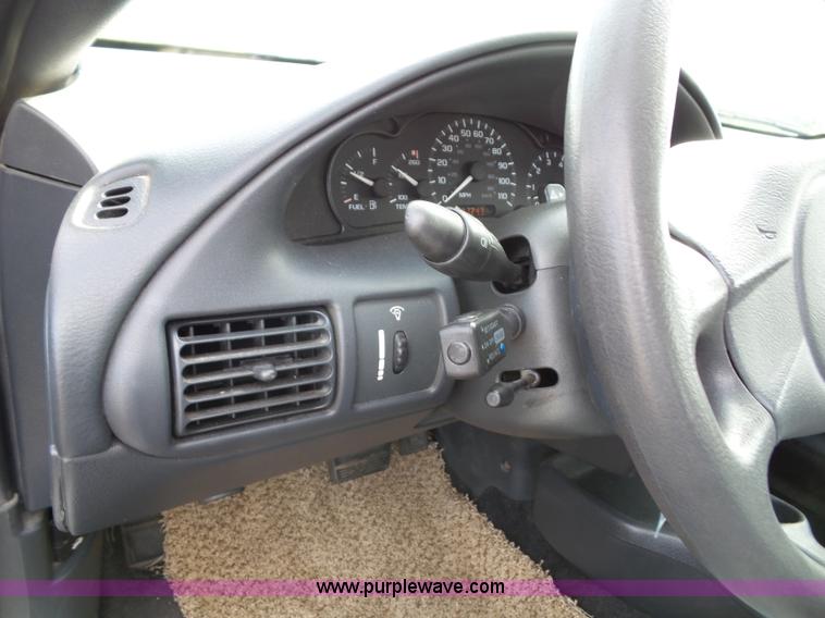 image for item K8224 2003 Chevrolet Cavalier